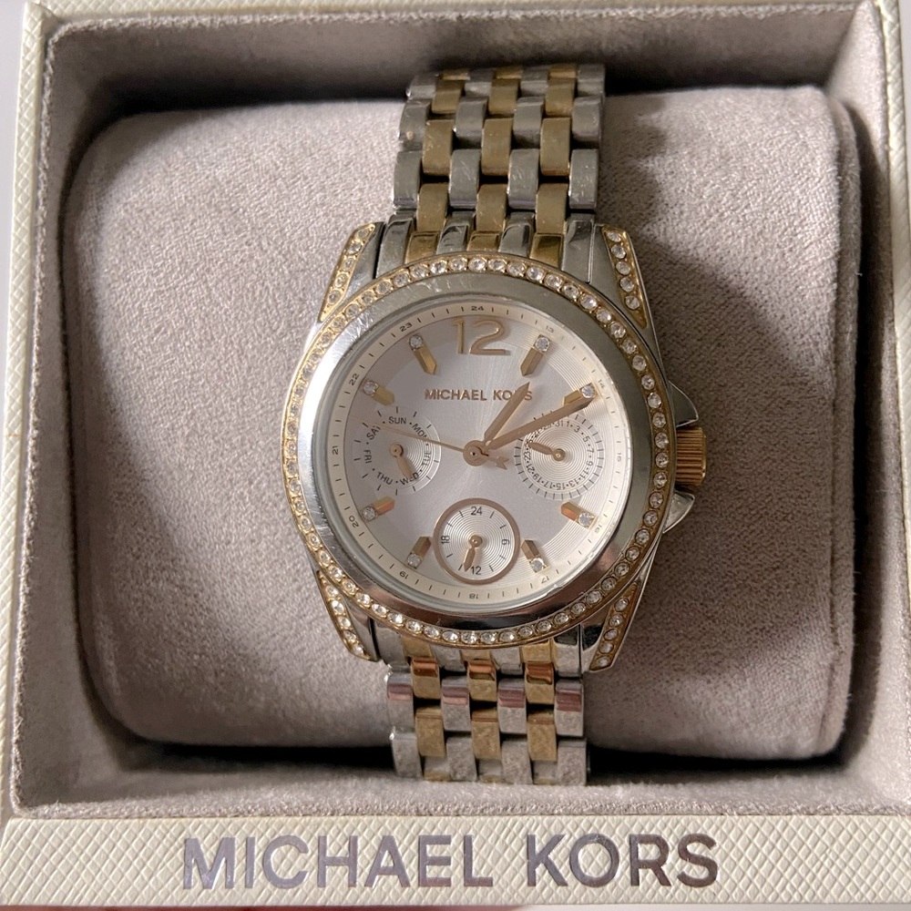 Watch Michael Kors, gold platinum